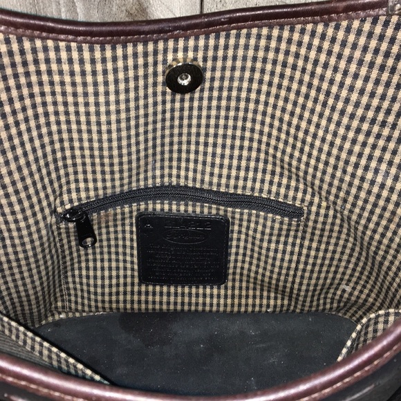 Brighton Leather Shoulder Bag - Picture 5 of 5